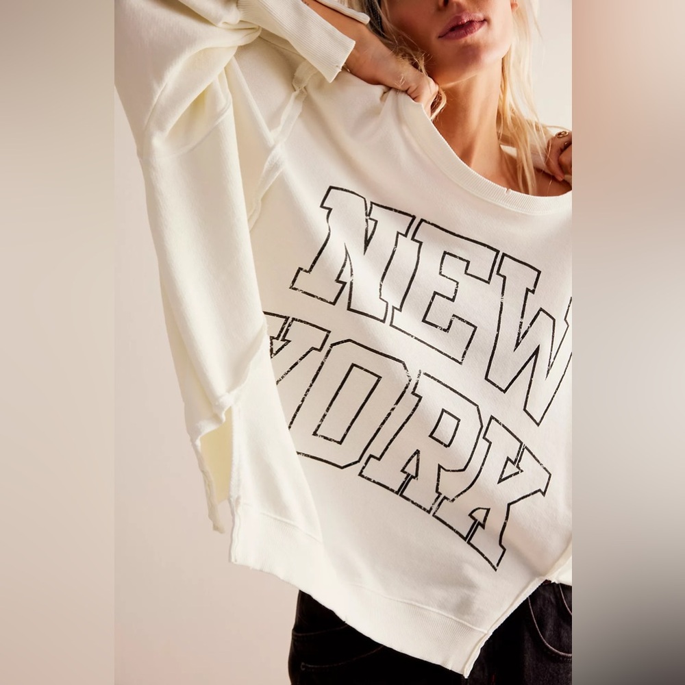 NWOT We The Free Graphic Camden Pullover
